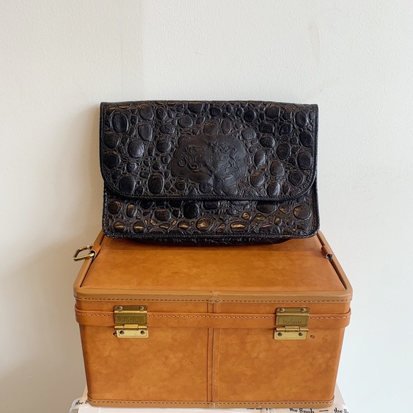 Carlos Falchi leather black clutch